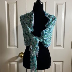 End of year Clearance Sale!  
Beautiful and delicate scarf